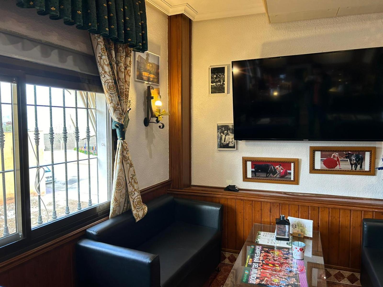 Hostal Restaurante La Noria Arquillos Kültér fotó